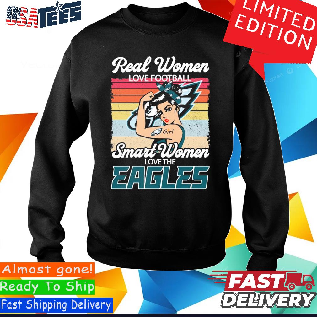 : Real Women Love Football Smart Women Love The Eagles Fan Woman T  Shirt M Forest Green : Clothing, Shoes & Jewelry